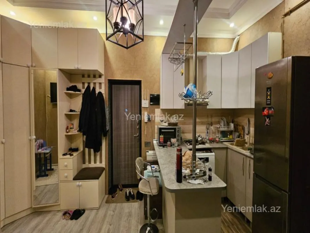 Satılır 3 otaqlı yeni tikili 90 m²