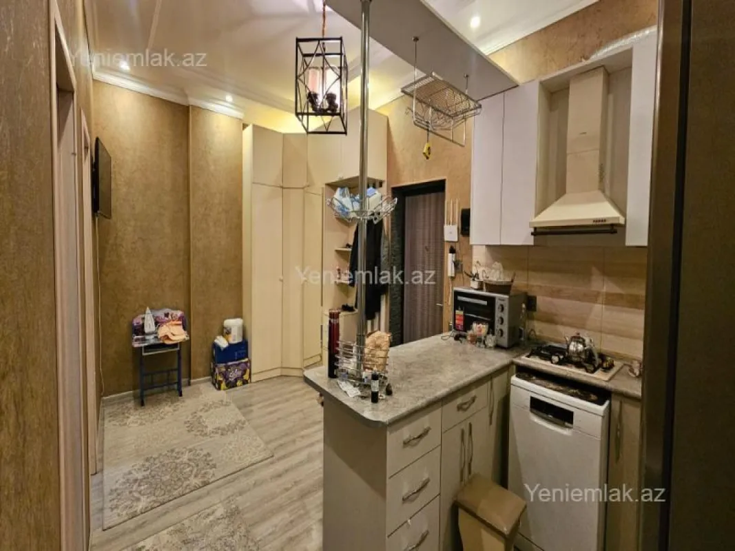 Satılır 3 otaqlı yeni tikili 90 m²