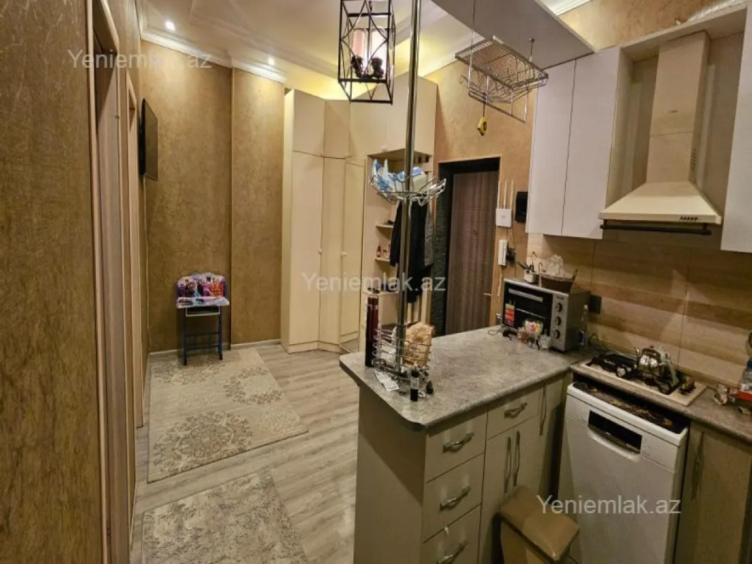 Satılır 3 otaqlı yeni tikili 90 m²