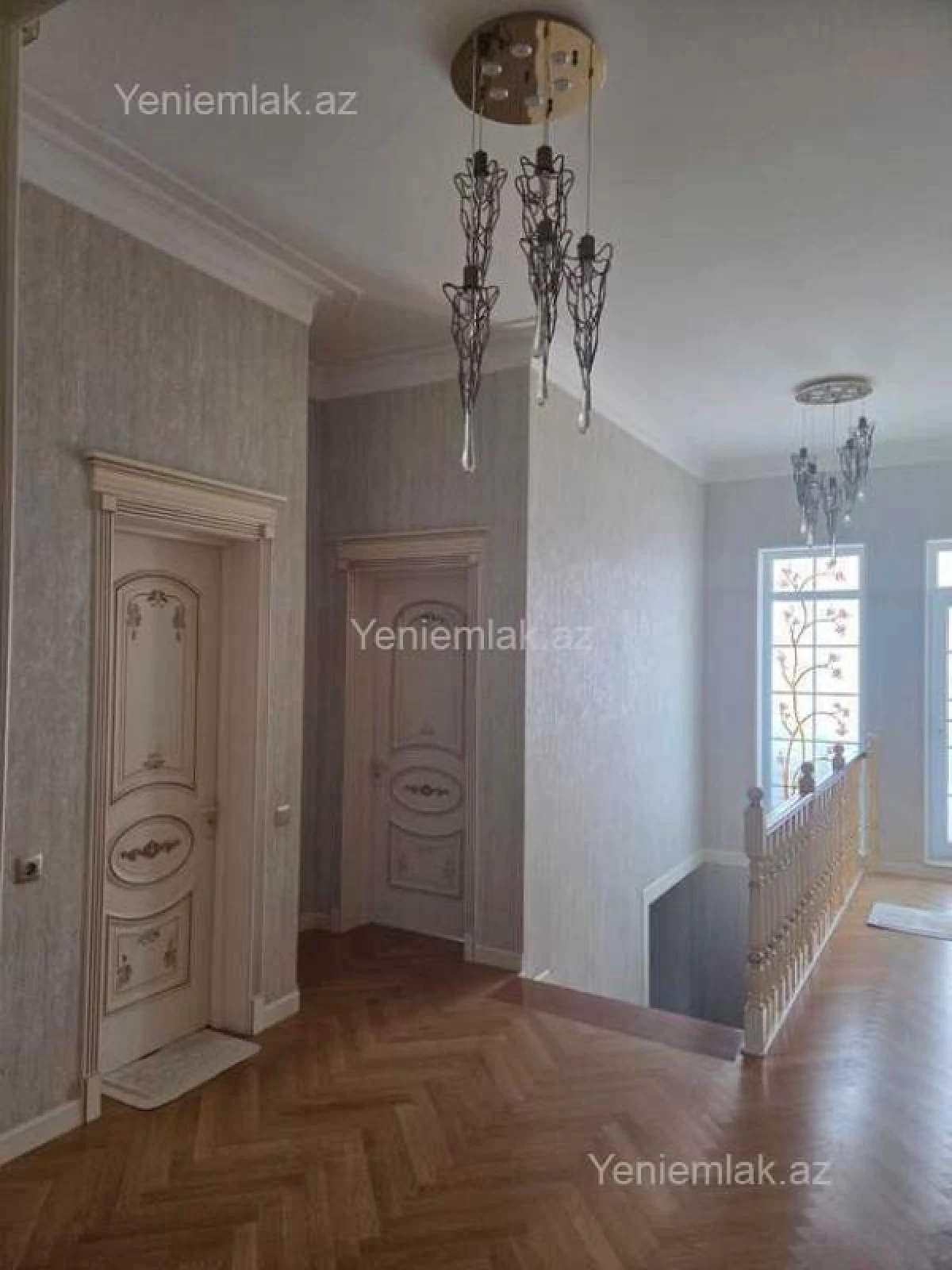 Satılır 8 otaqlı həyət evi 480 m²