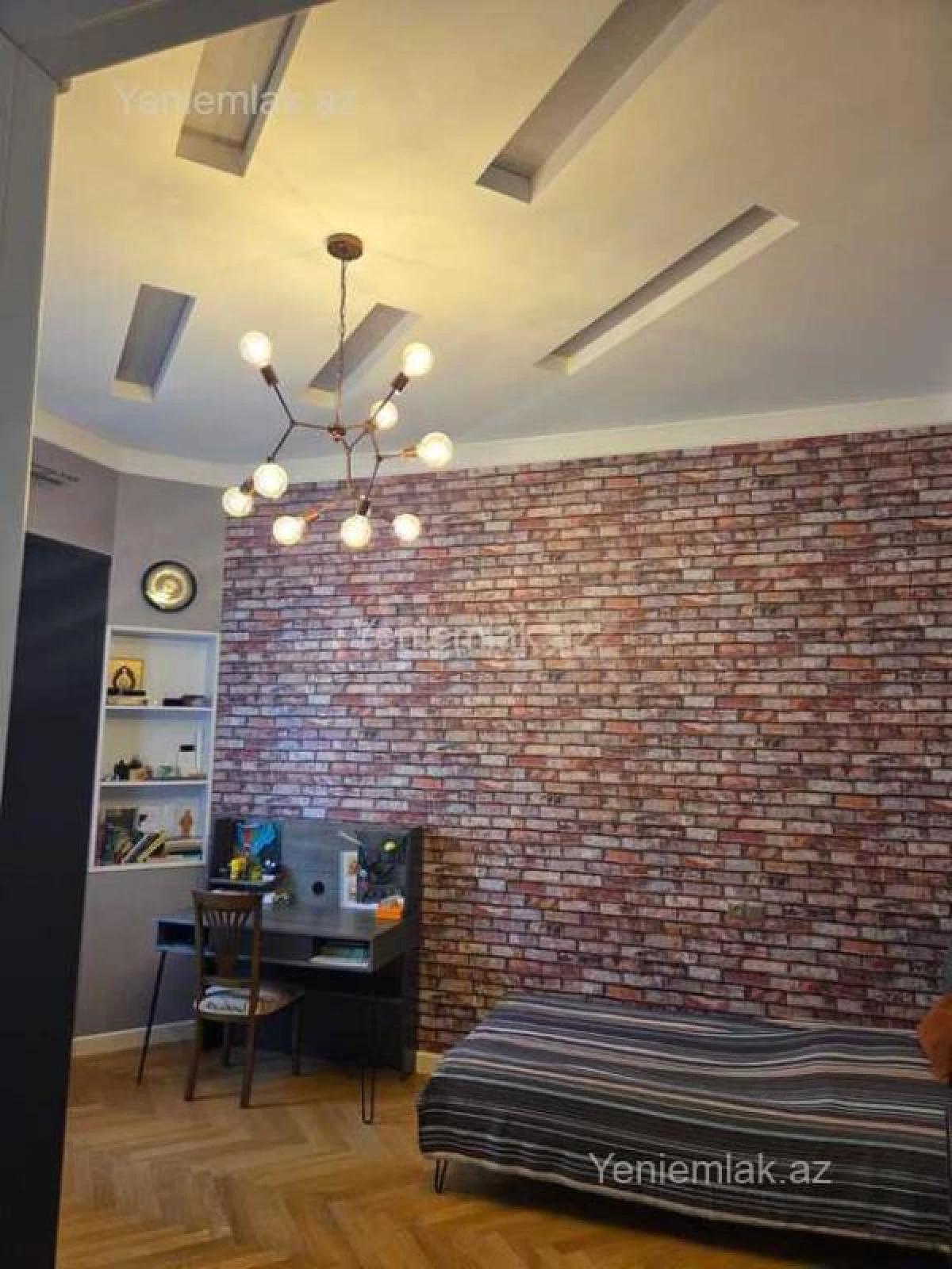 Satılır 8 otaqlı həyət evi 480 m²