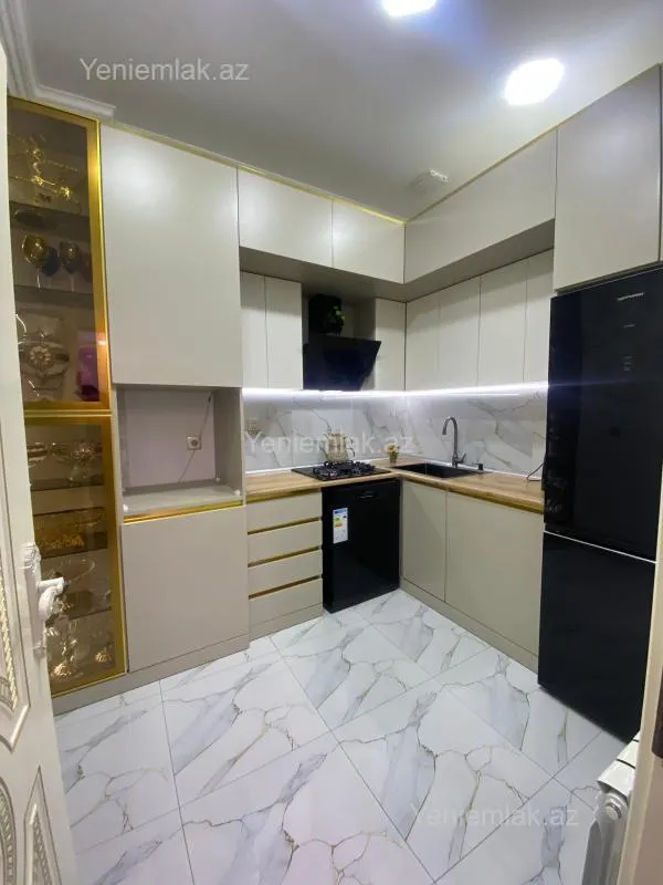 Satılır 3 otaqlı yeni tikili 78 m²