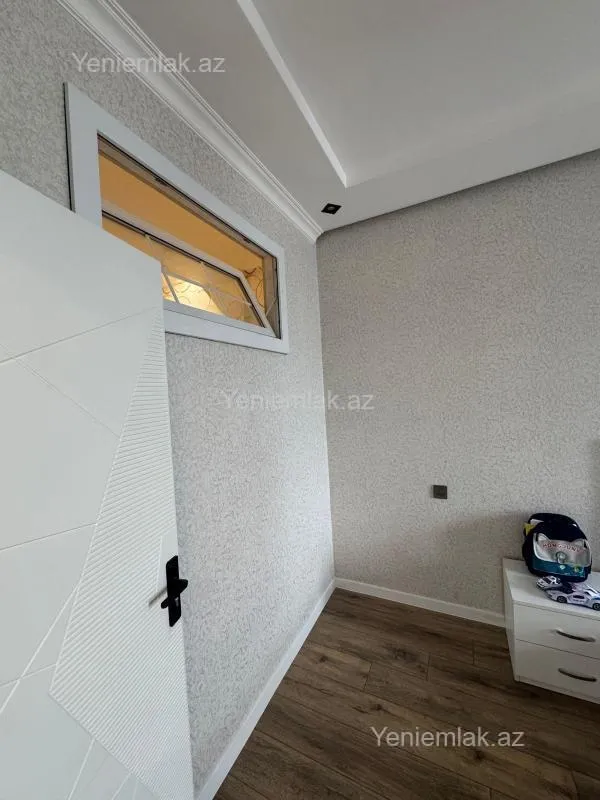 Satılır 3 otaqlı yeni tikili 75 m²
