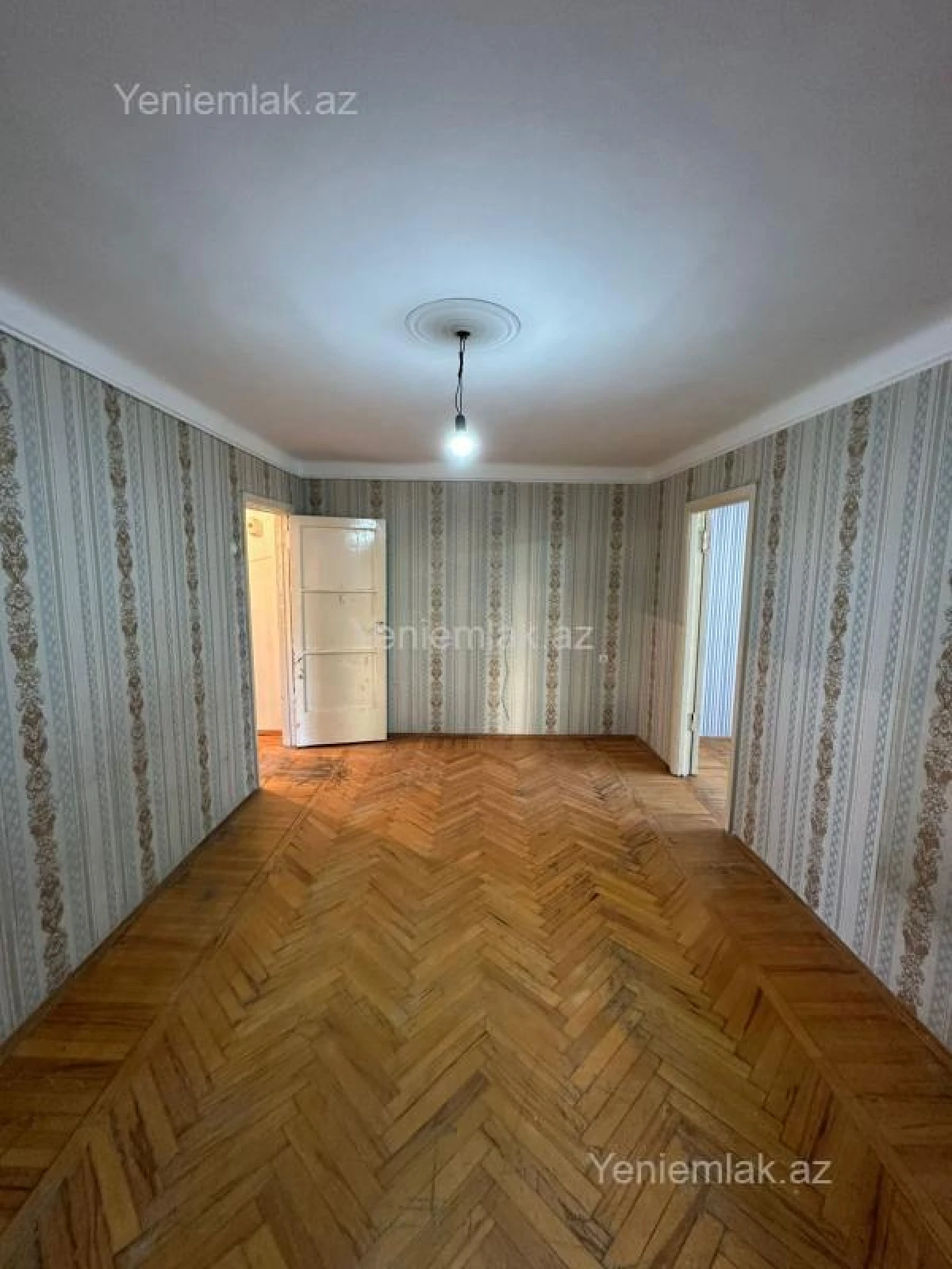 Satılır 2 otaqlı köhnə tikili 45 m²
