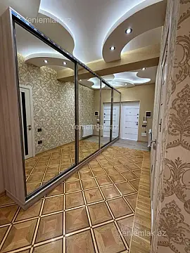 Satılır 3 otaqlı yeni tikili 110 m²