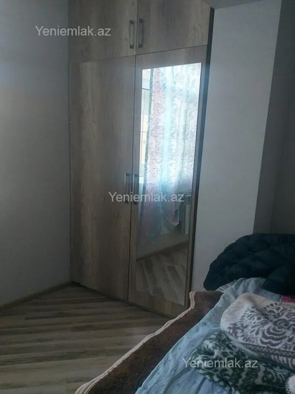 Satılır 2 otaqlı köhnə tikili 45 m²