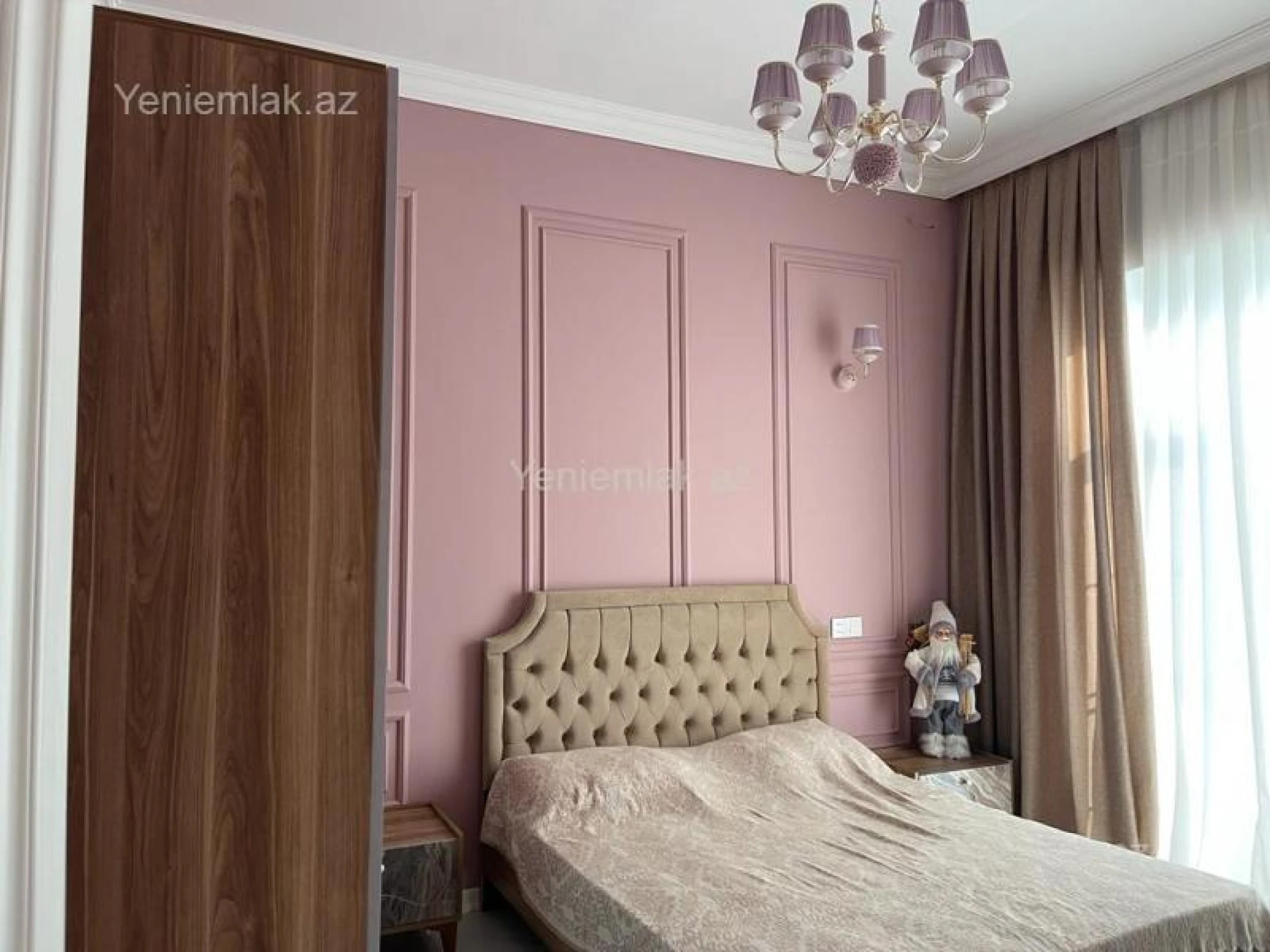 Satılır 5 otaqlı həyət evi 270 m²