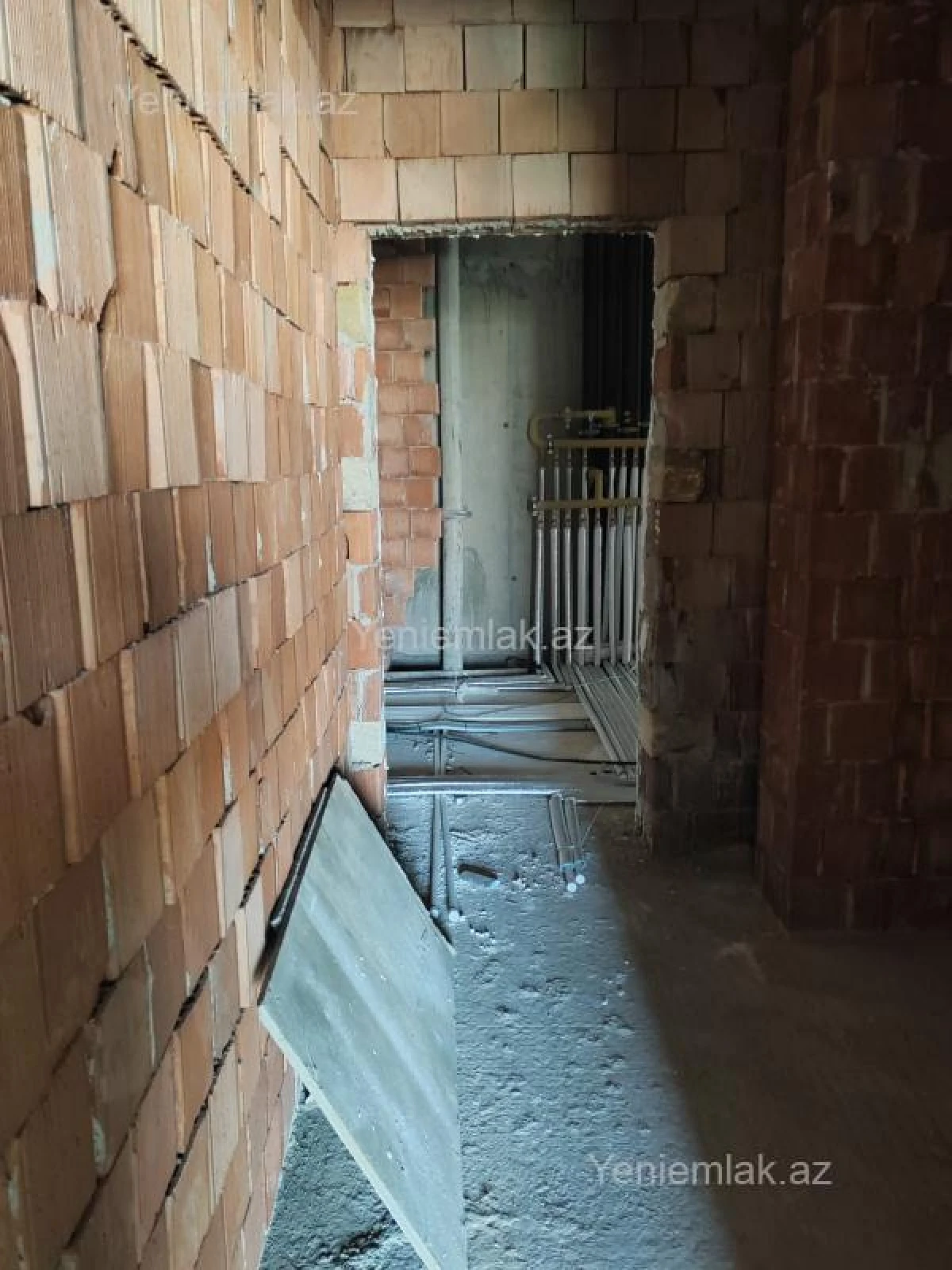 Satılır 1 otaqlı yeni tikili 50 m²