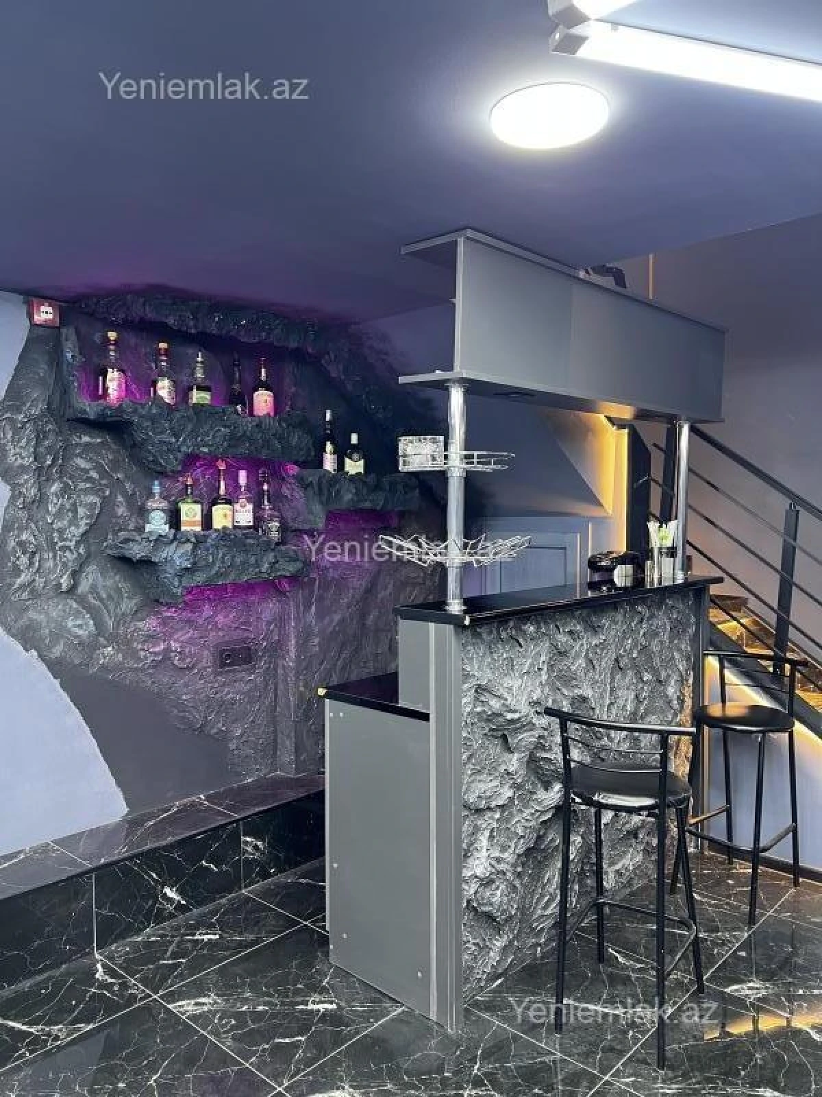 Satılır 6 otaqlı obyekt 148 m²