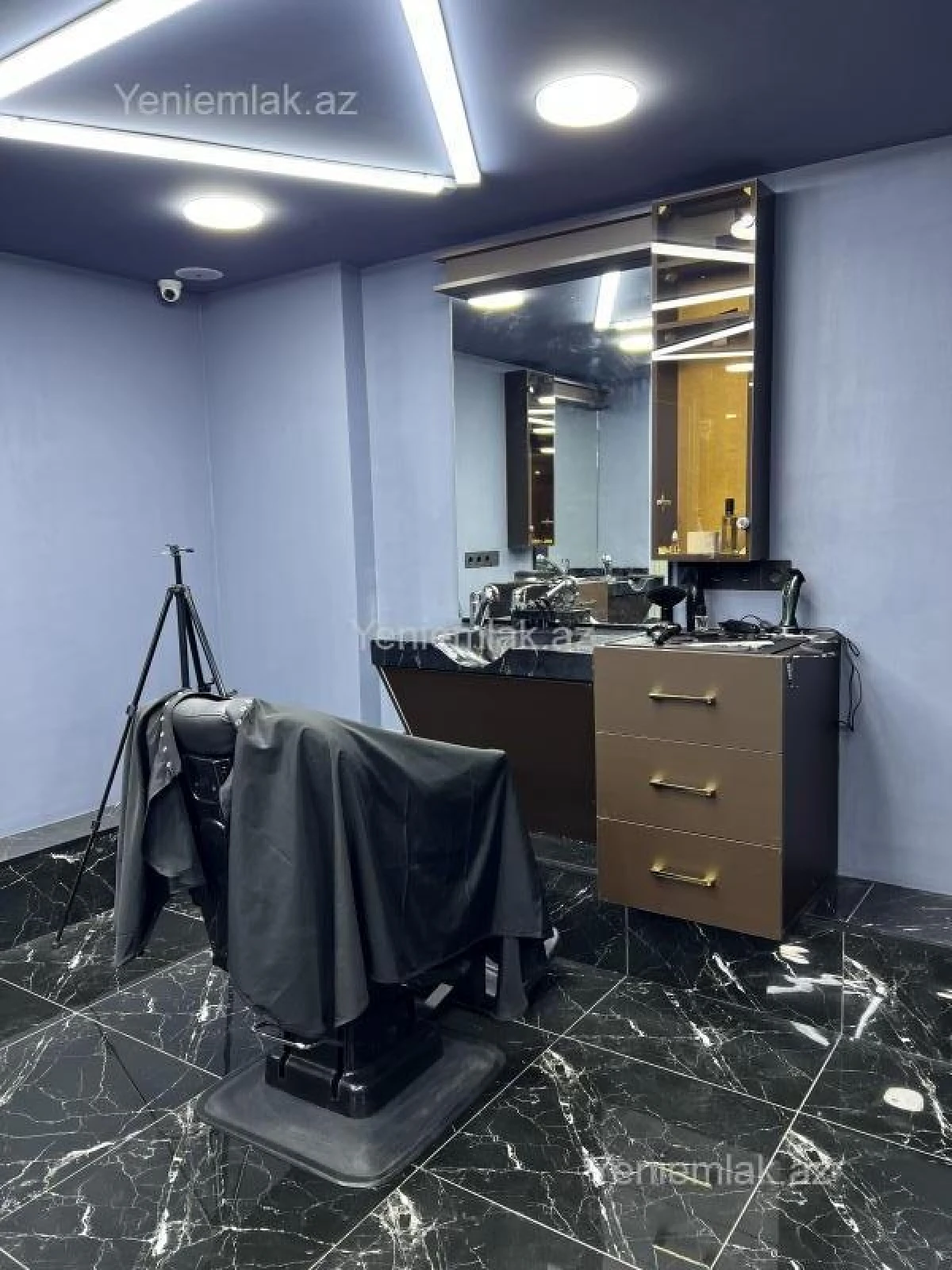 Satılır 6 otaqlı obyekt 148 m²