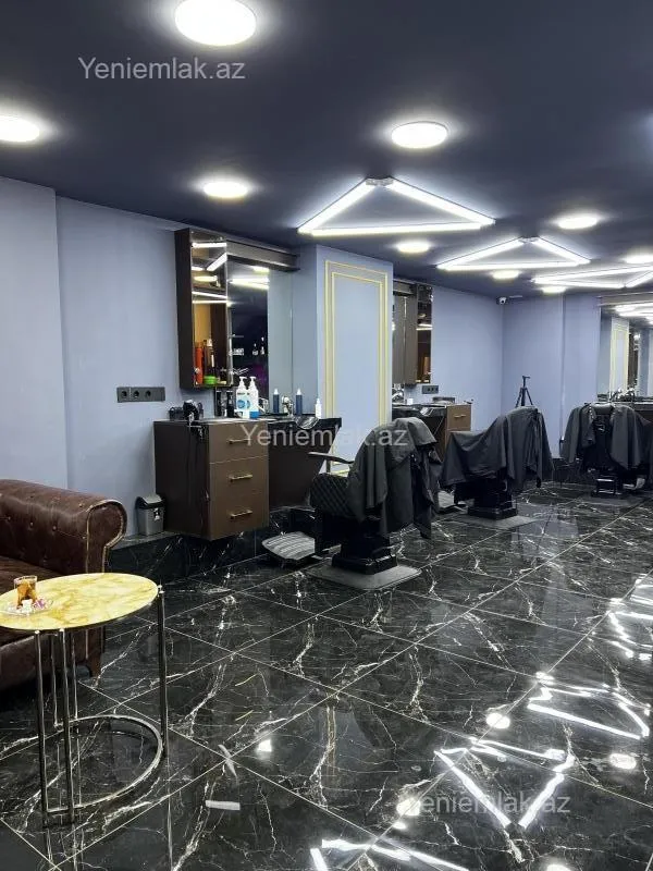 Satılır 6 otaqlı obyekt 148 m²