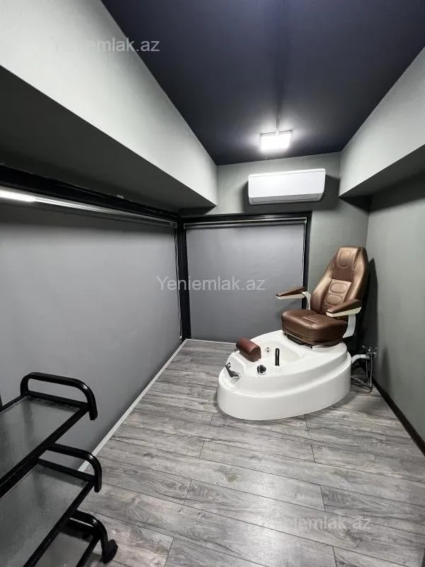 Satılır 6 otaqlı obyekt 148 m²