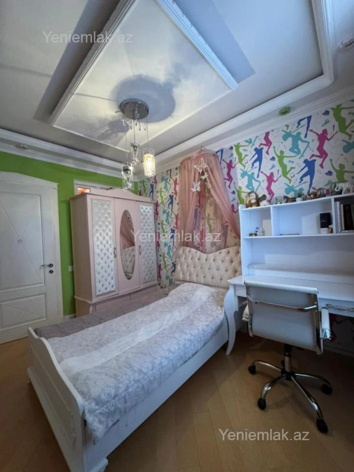 Satılır 4 otaqlı yeni tikili 110 m²