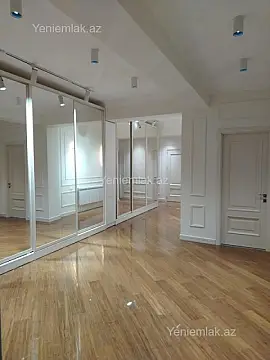 Satılır 3 otaqlı yeni tikili 150 m²