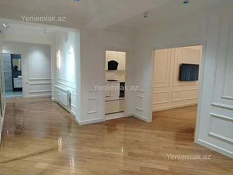 Satılır 3 otaqlı yeni tikili 150 m²