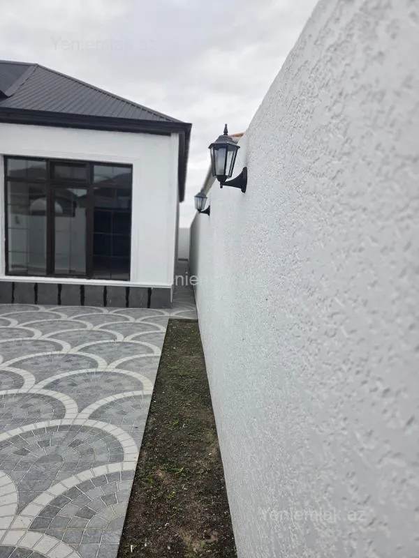 Satılır 4 otaqlı həyət evi 100 m²