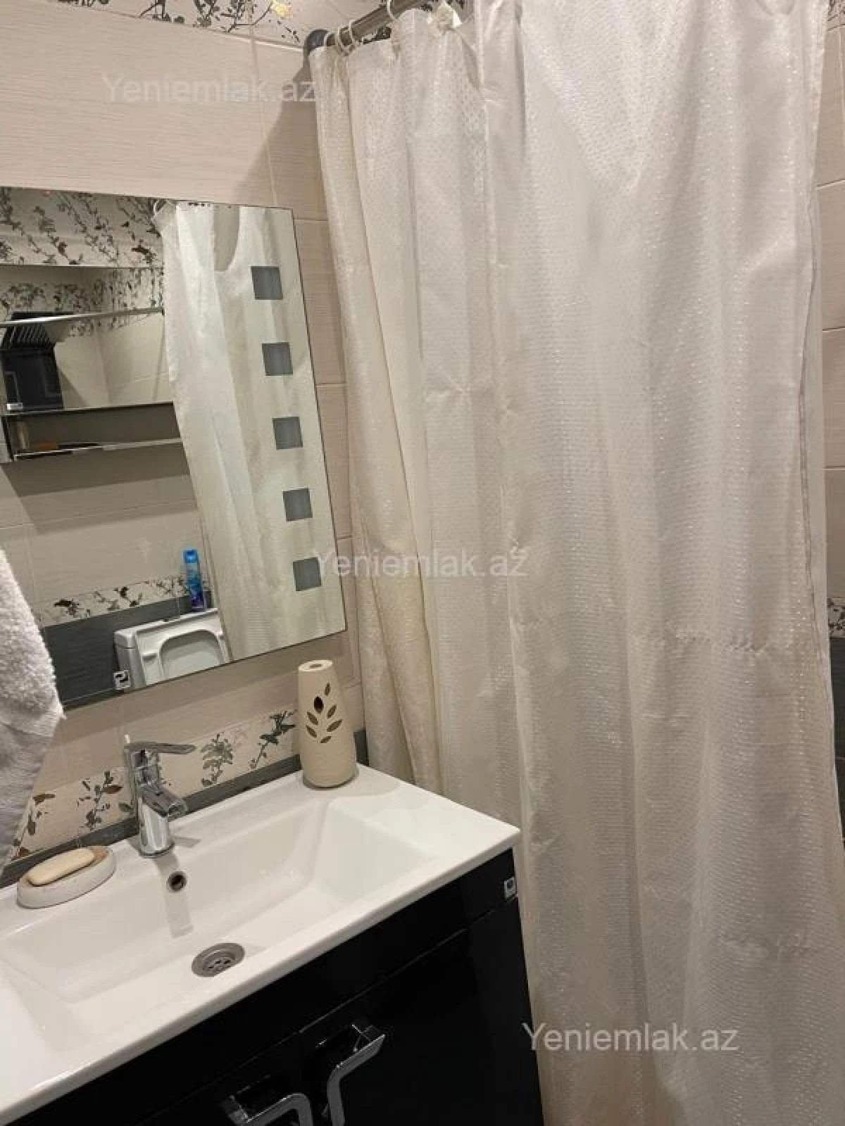 Satılır 3 otaqlı yeni tikili 160 m²