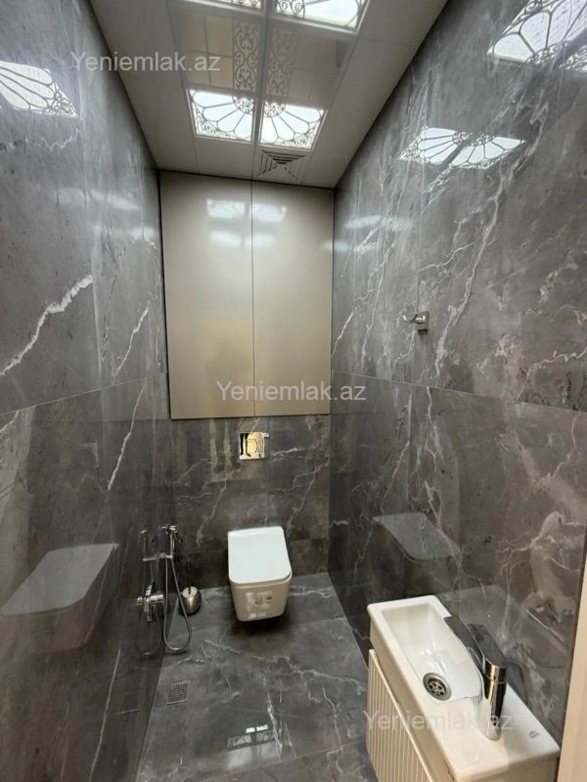 Satılır 2 otaqlı yeni tikili 80 m²