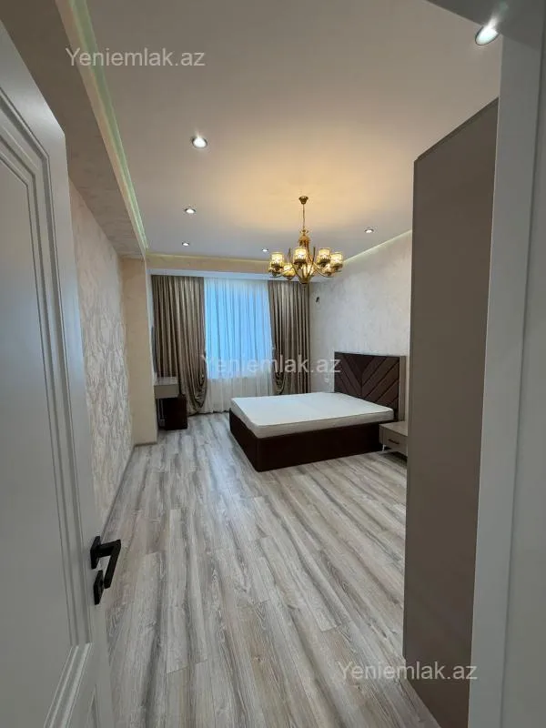 Satılır 2 otaqlı yeni tikili 80 m²
