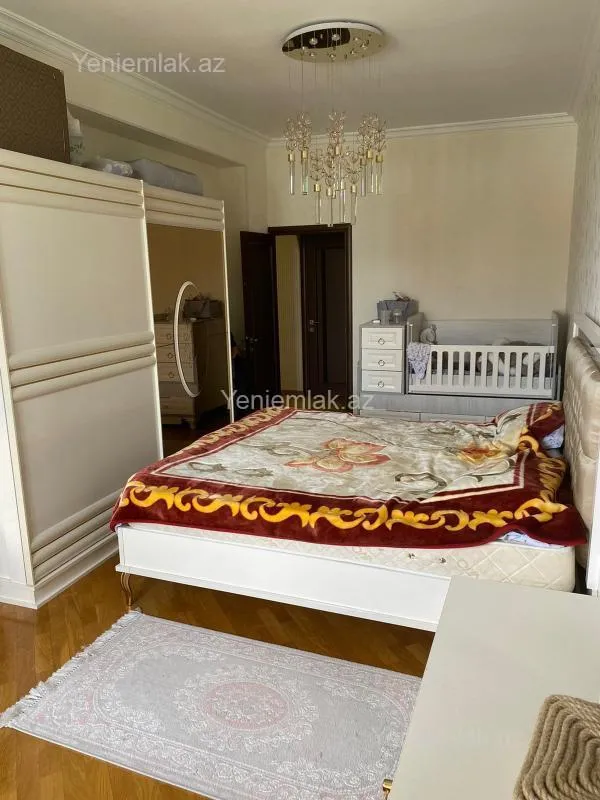 Satılır 3 otaqlı yeni tikili 95 m²