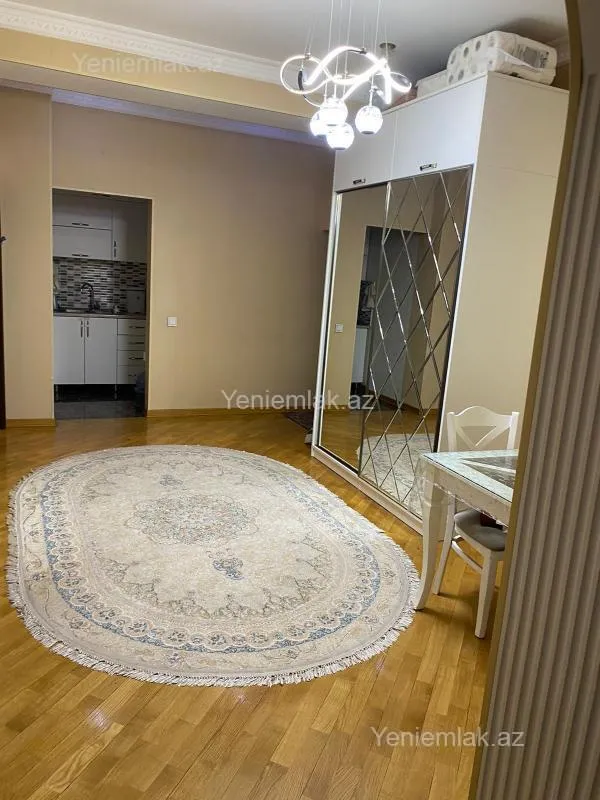 Satılır 3 otaqlı yeni tikili 95 m²