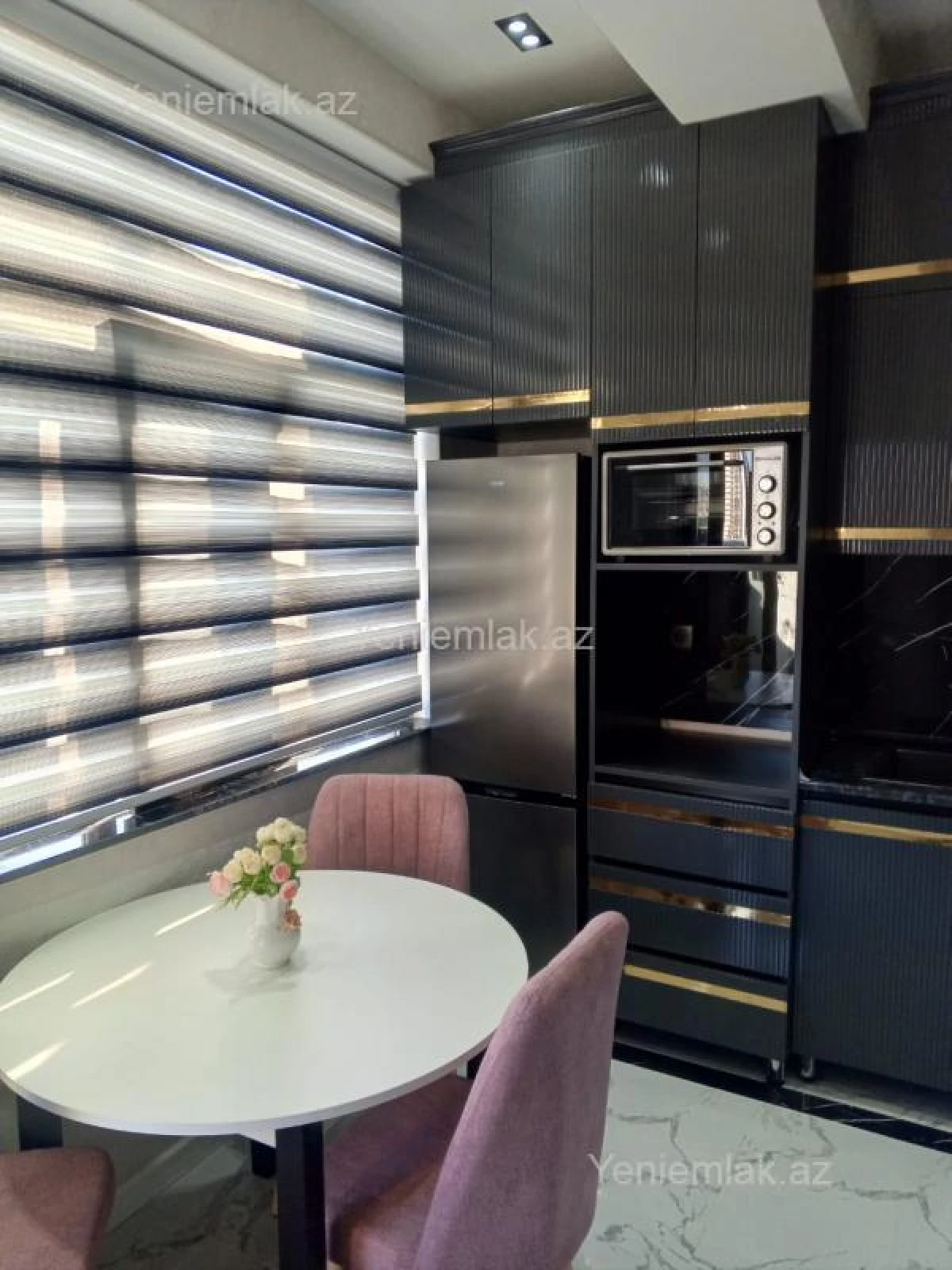 Satılır 2 otaqlı yeni tikili 50 m²