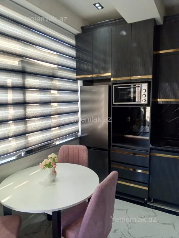 Satılır 2 otaqlı yeni tikili 50 m²