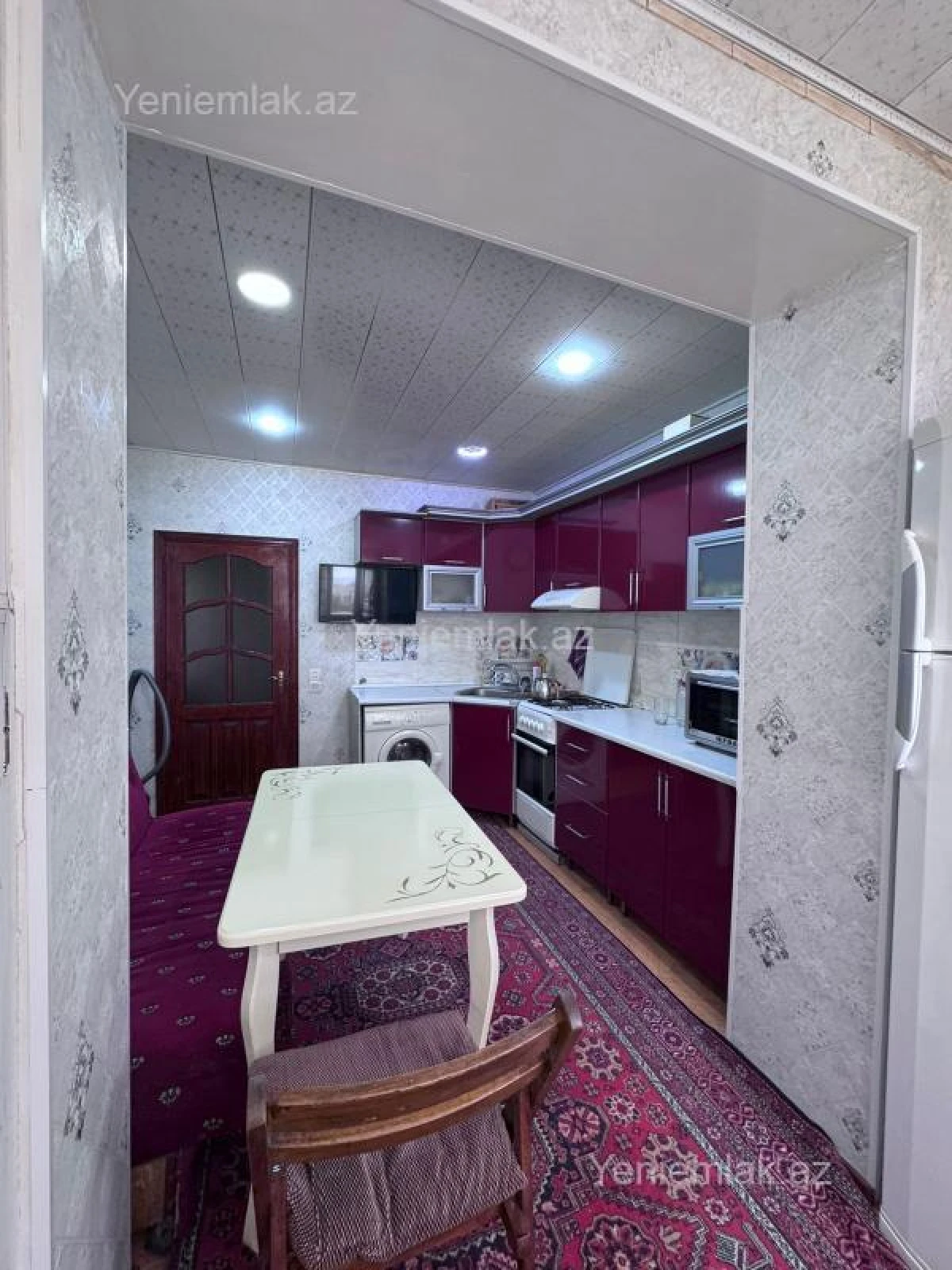 Satılır 3 otaqlı köhnə tikili 90 m²