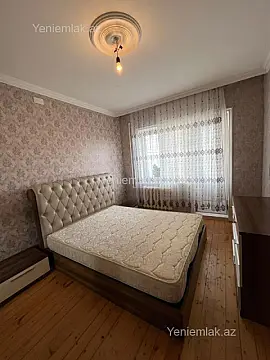 Satılır 4 otaqlı köhnə tikili 95 m²