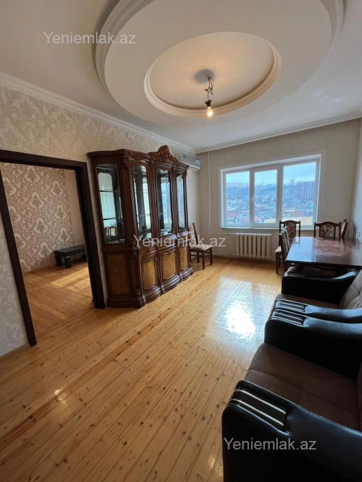 Satılır 4 otaqlı köhnə tikili 95 m²