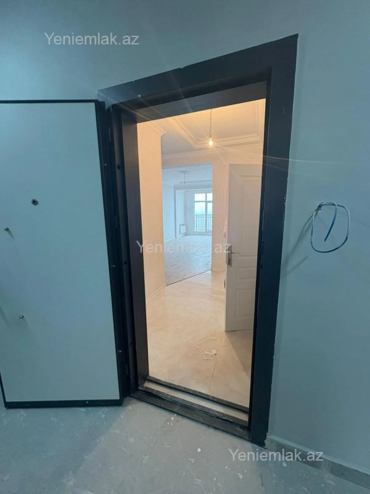 Satılır 2 otaqlı yeni tikili 72 m²