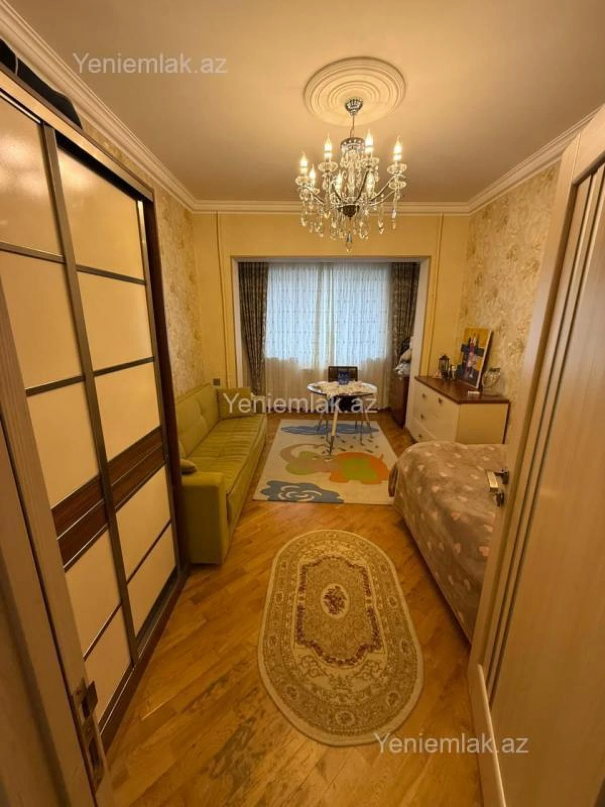 Satılır 3 otaqlı köhnə tikili 90 m²