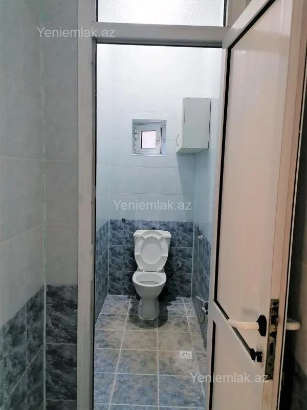 Satılır 4 otaqlı həyət evi 200 m²