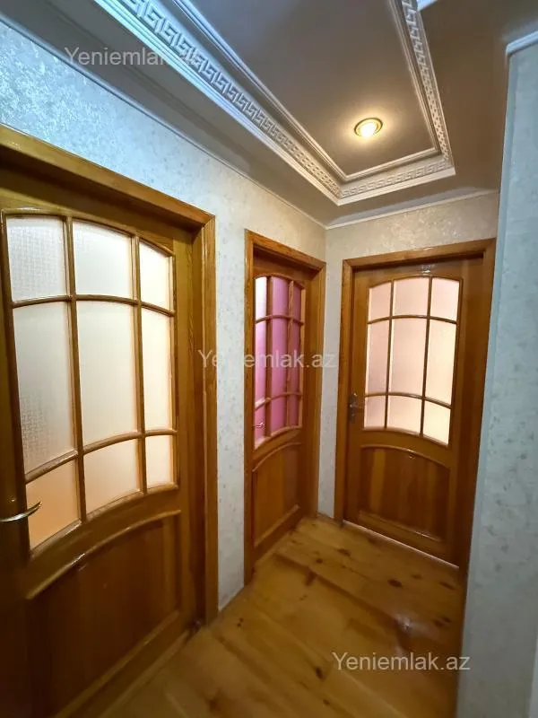 Satılır 3 otaqlı yeni tikili 83 m²