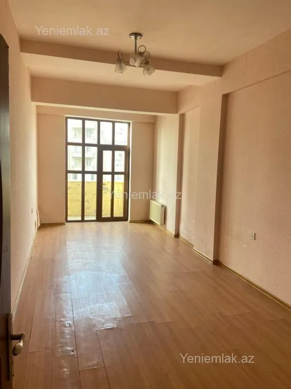 Satılır 2 otaqlı yeni tikili 95 m²