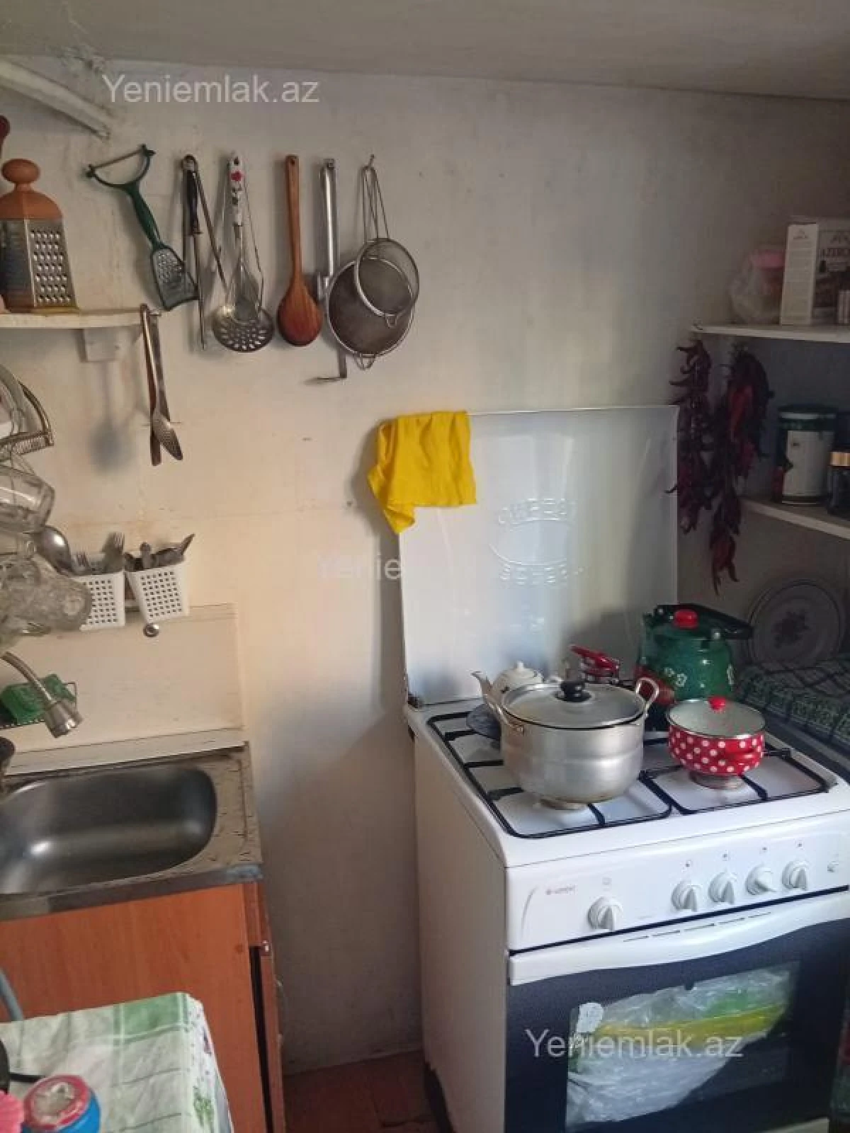 Satılır 2 otaqlı köhnə tikili 50 m²