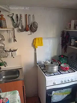Satılır 2 otaqlı köhnə tikili 50 m²