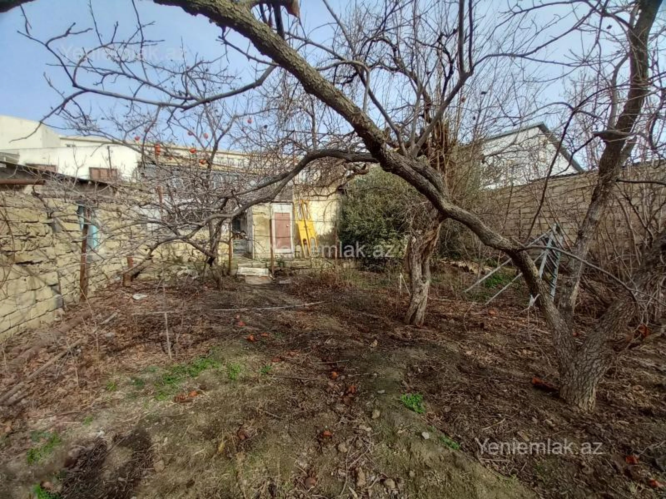 Satılır 7 otaqlı obyekt 300 m²