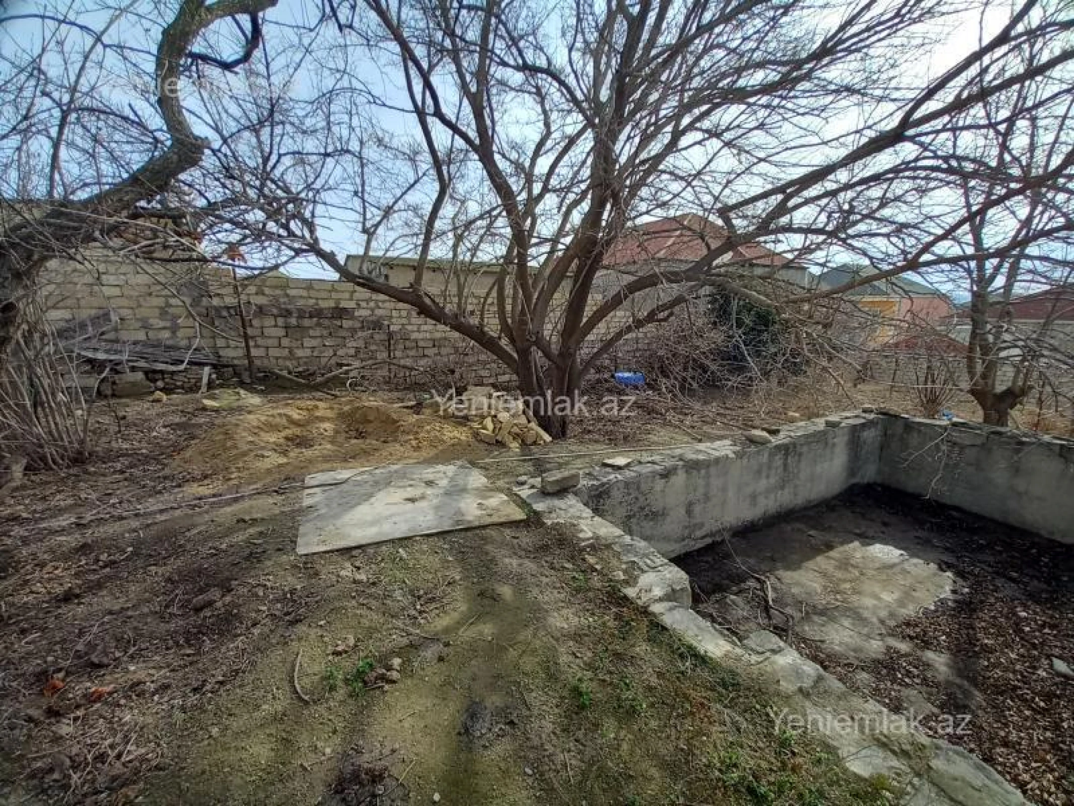 Satılır 7 otaqlı obyekt 300 m²