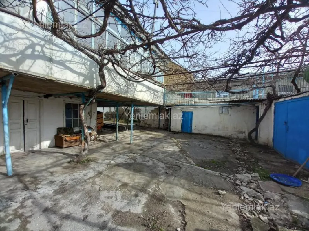 Satılır 7 otaqlı obyekt 300 m²