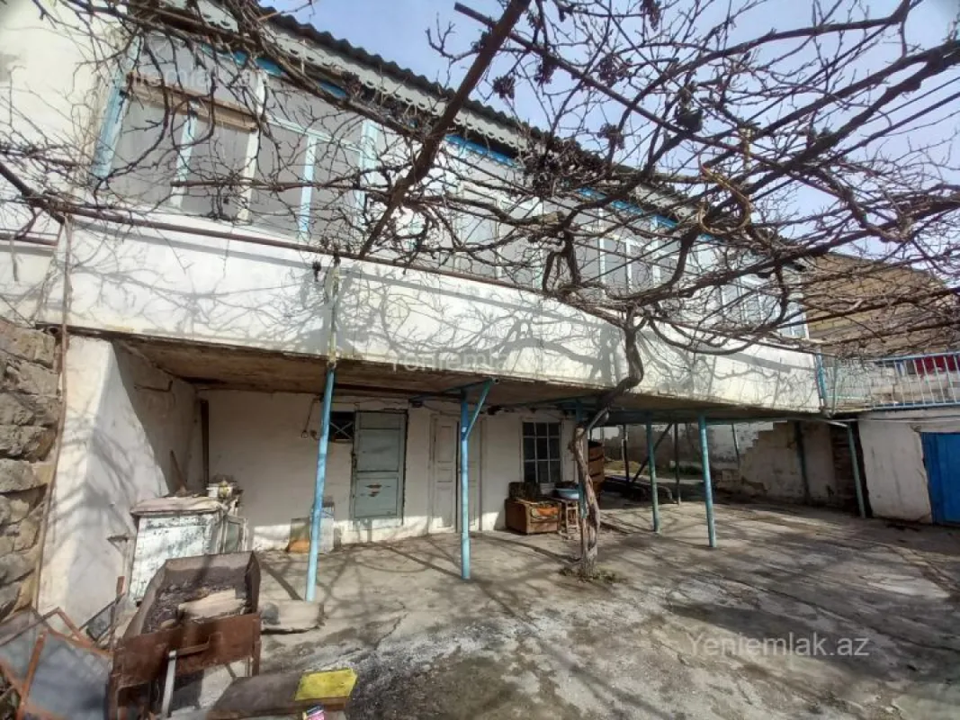 Satılır 7 otaqlı obyekt 300 m²