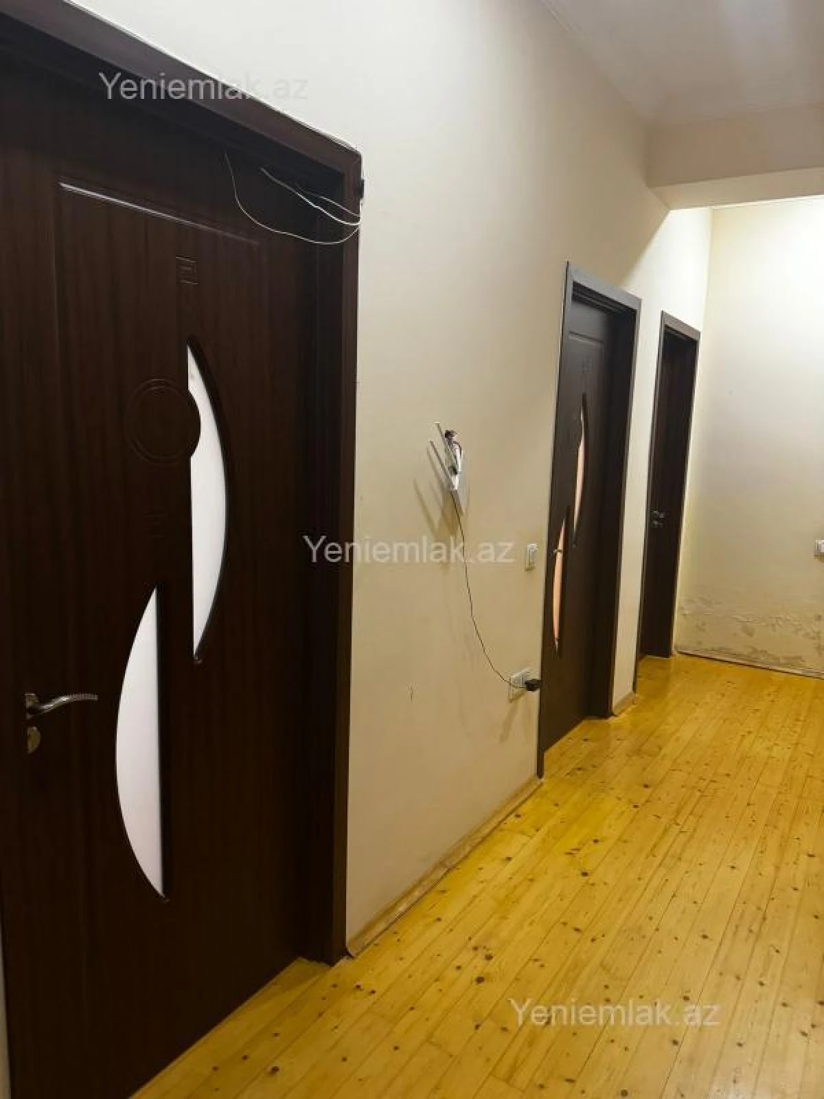 Satılır 2 otaqlı yeni tikili 76 m²