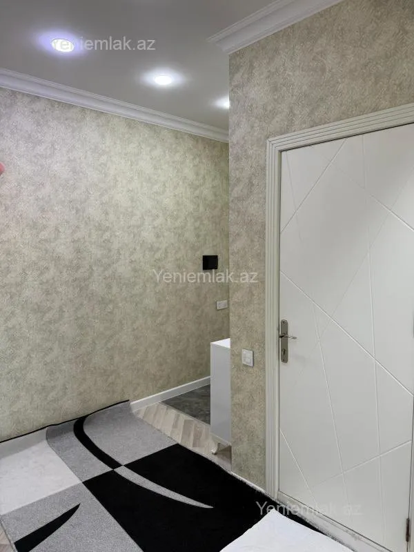 Satılır 3 otaqlı yeni tikili 80 m²