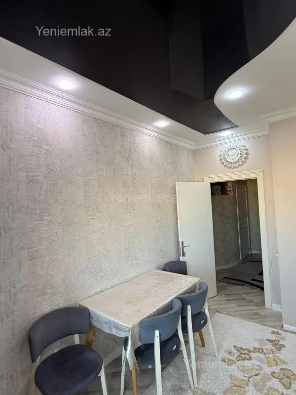 Satılır 3 otaqlı yeni tikili 80 m²