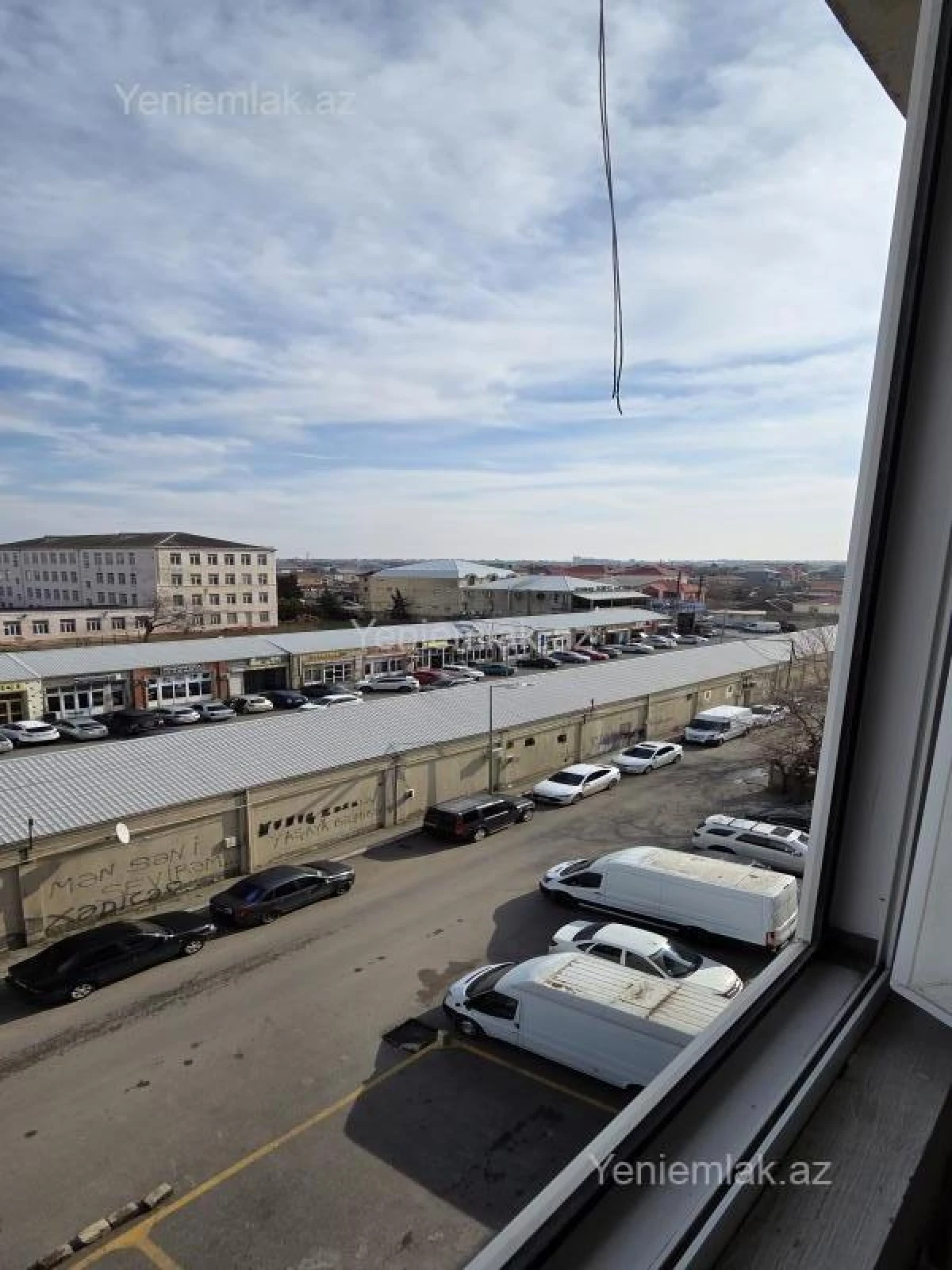 Satılır 4 otaqlı köhnə tikili 95 m²