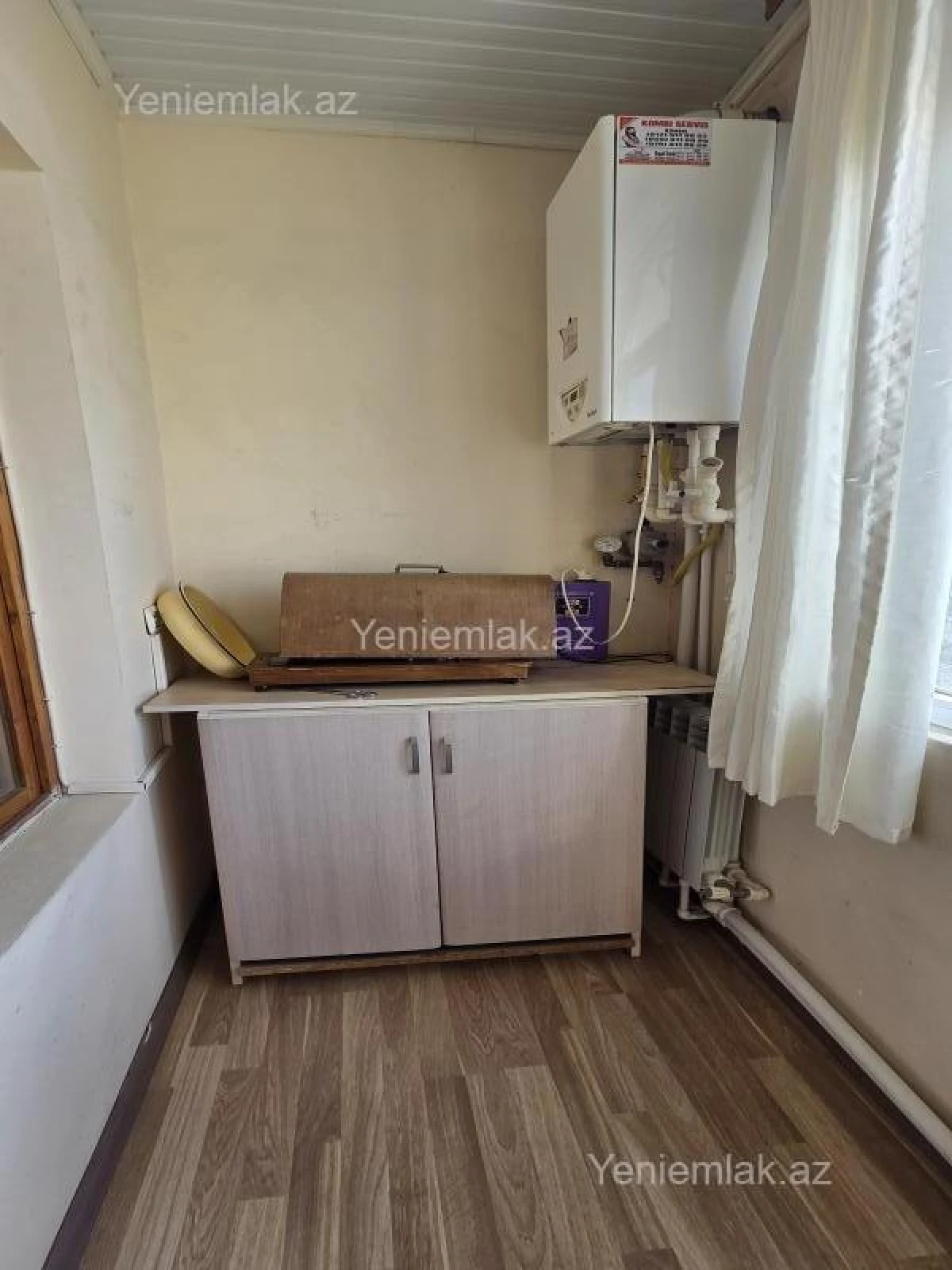 Satılır 4 otaqlı köhnə tikili 95 m²