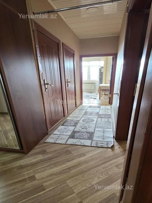 Satılır 4 otaqlı köhnə tikili 95 m²
