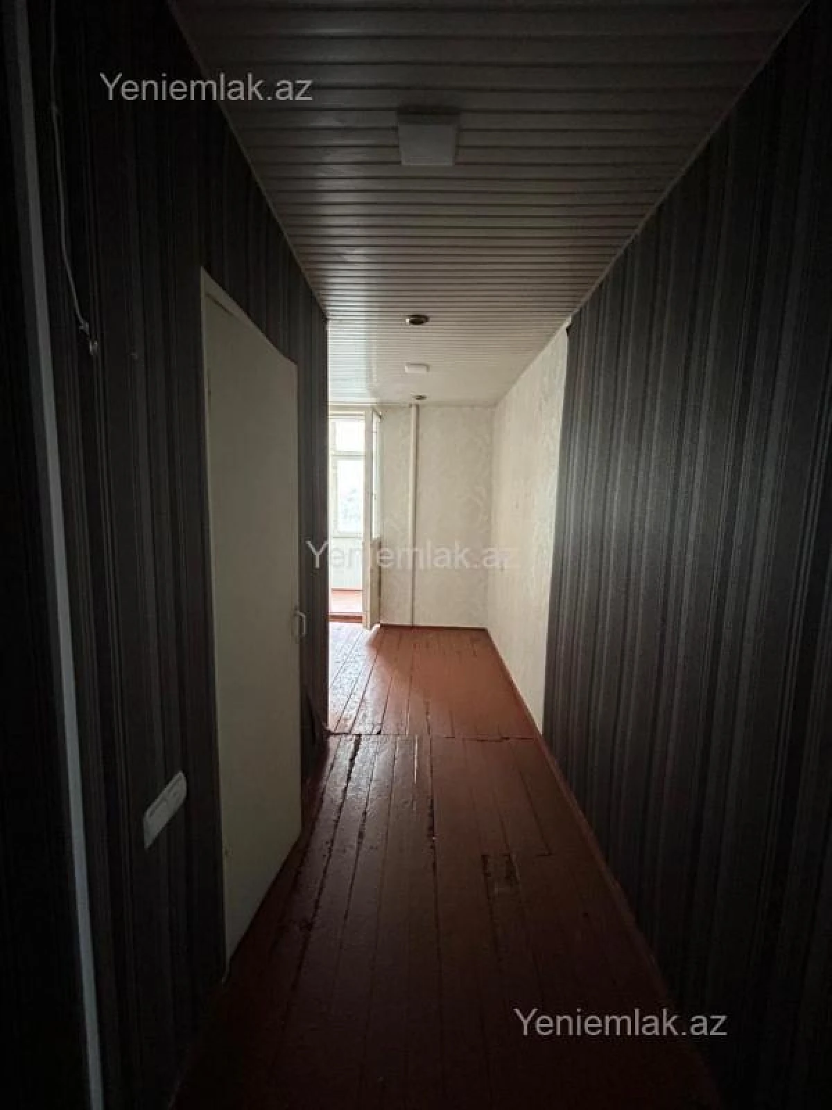 Satılır 1 otaqlı köhnə tikili 35 m²