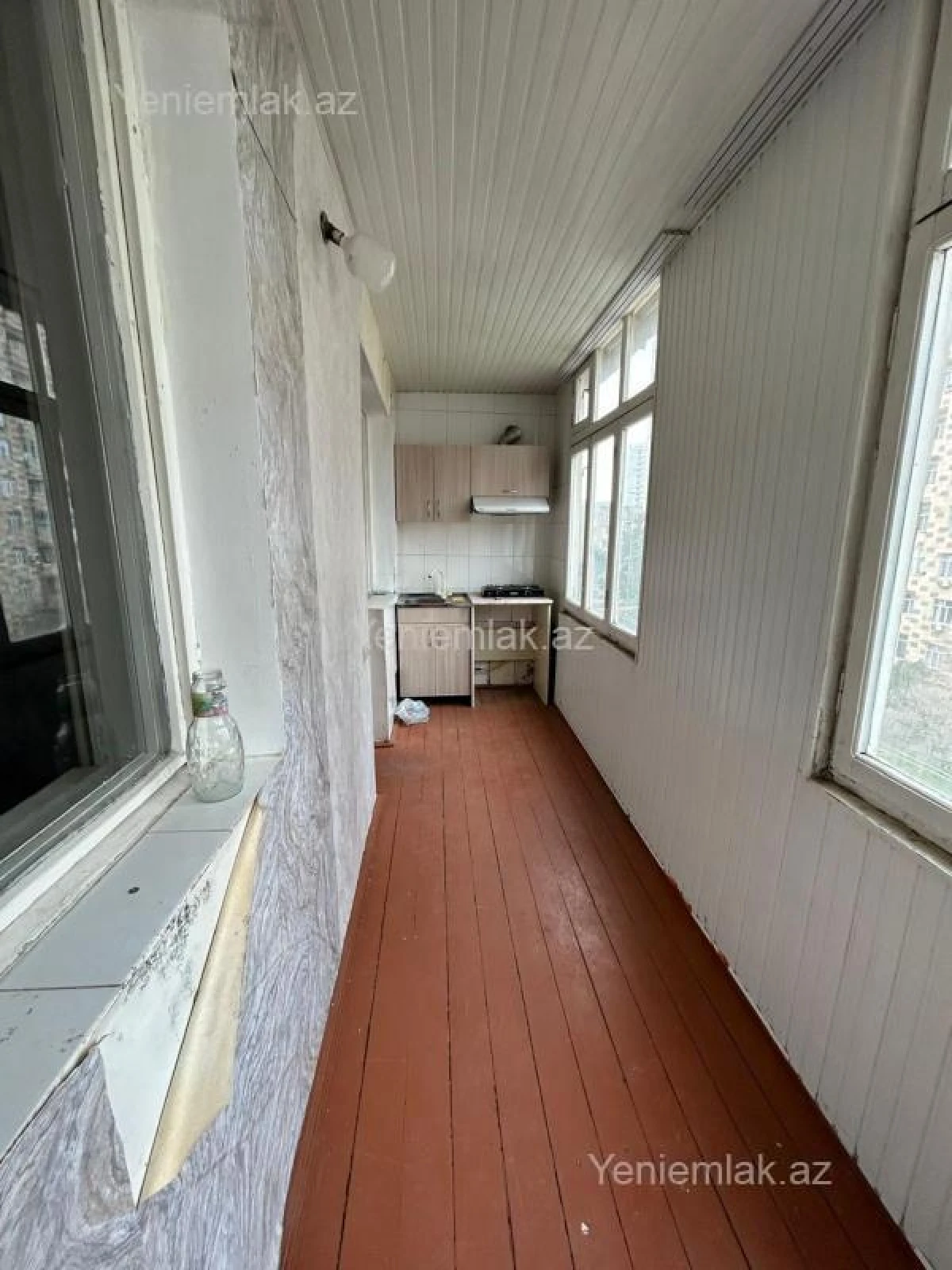 Satılır 1 otaqlı köhnə tikili 35 m²