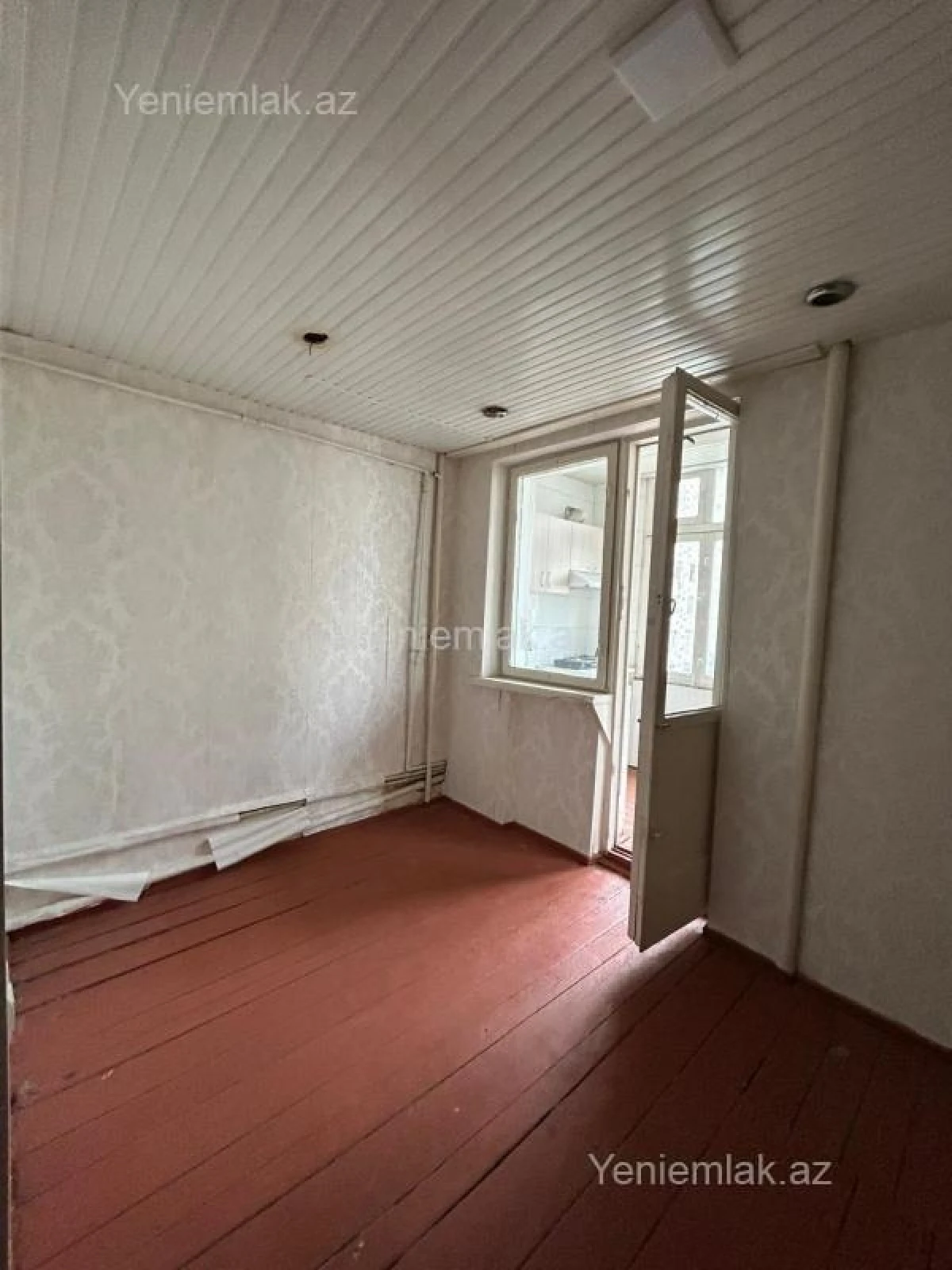 Satılır 1 otaqlı köhnə tikili 35 m²